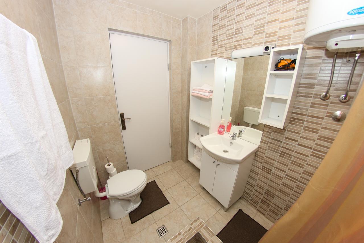Time Out Guest house *